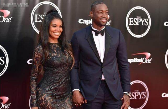 苏比门迪：对梅里诺的得分能力感到惊讶，但他付出了大量努力（苏比门迪：梅里诺的进球能力让我惊讶，但他的努力有目共睹）