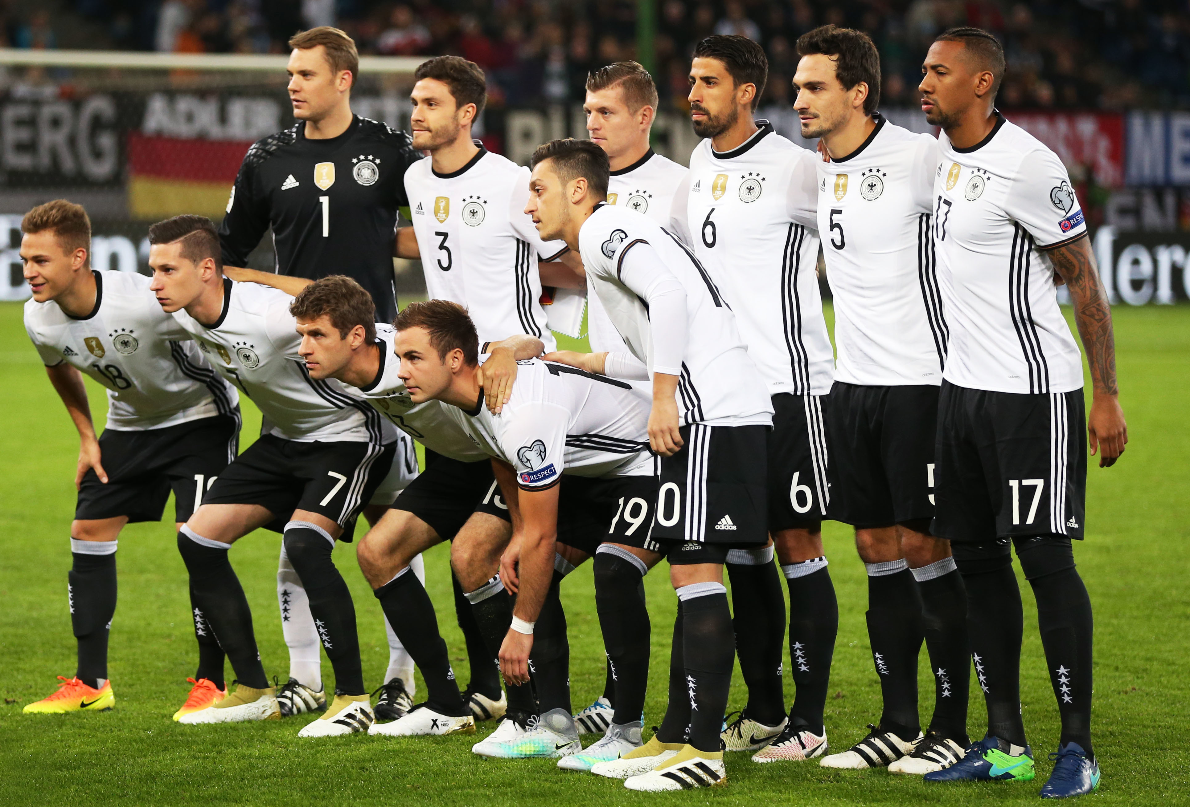 中超：北京国安客场2-1逆转上海申花（中超战报：北京国安客场2比1逆转上海申花）