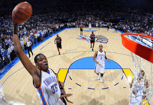 苏亚雷斯训练前讲话：降级责任在我，顺境和逆境我们都要接受（苏亚雷斯训练前发声：我愿承担降级责任，顺境逆境都要接受）