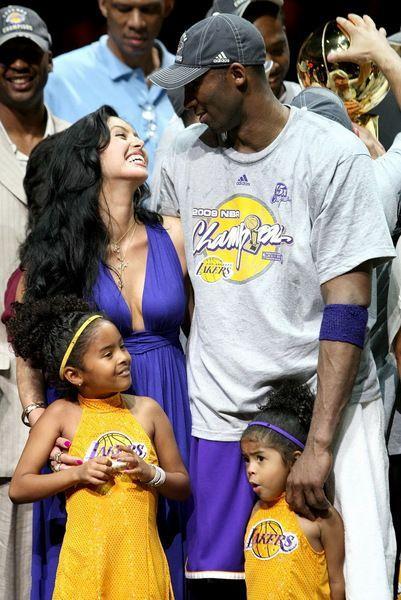 斯帕莱蒂：踢无锋不是想刺激前锋，是因为我确信那是正确体系（斯帕莱蒂：采用无锋阵不是为敲打前锋，我坚信这是最合适的体系）