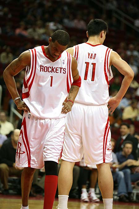 意媒：此前因流感缺阵的博尼尚未恢复训练，不确定能否踢意杯（意媒：博尼因流感缺阵后仍未复训，出战意杯成疑）