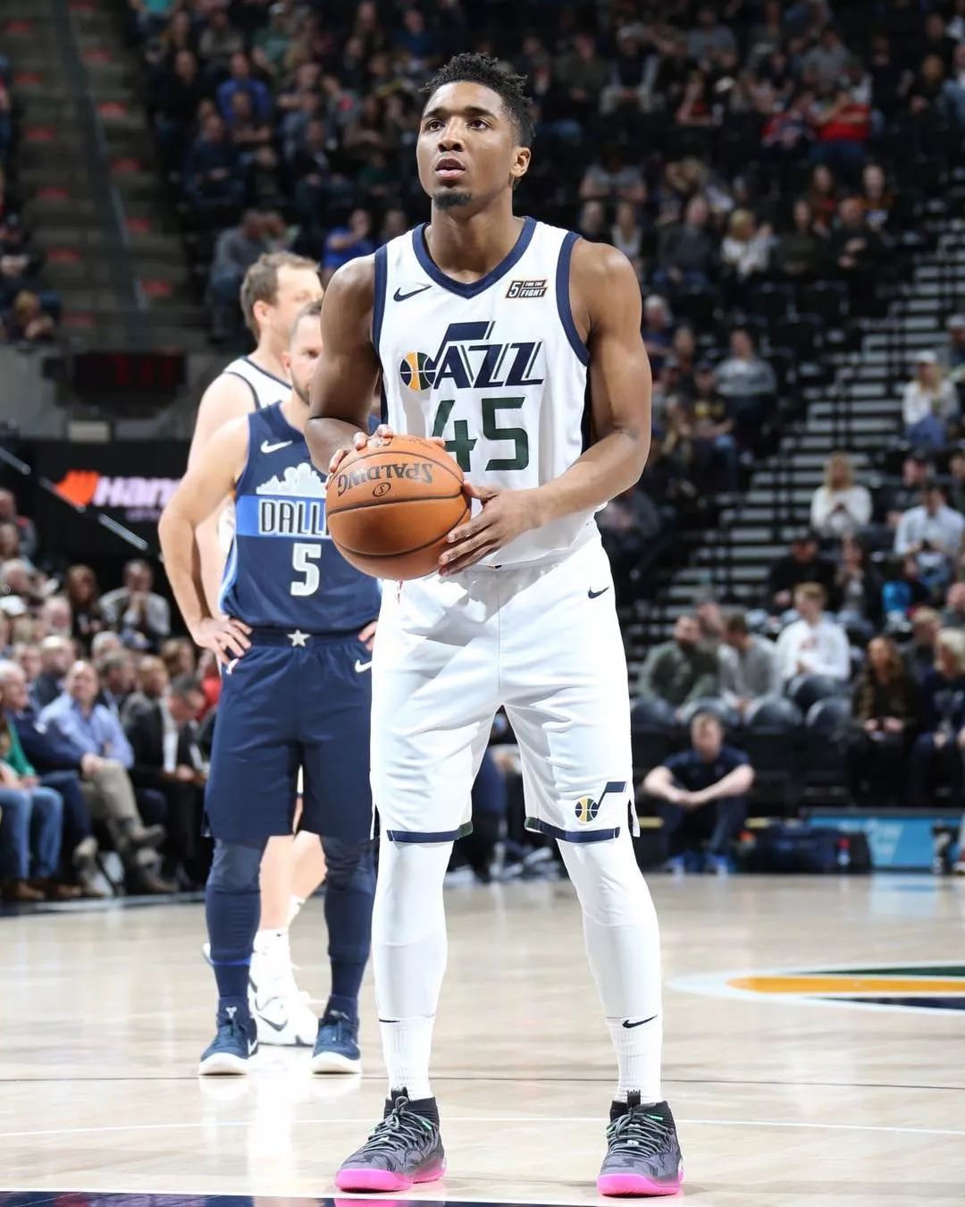 每体：巴萨考虑明年夏天去巴西进行季前训练和比赛（每体：巴萨或于明夏赴巴西进行季前备战与热身赛）