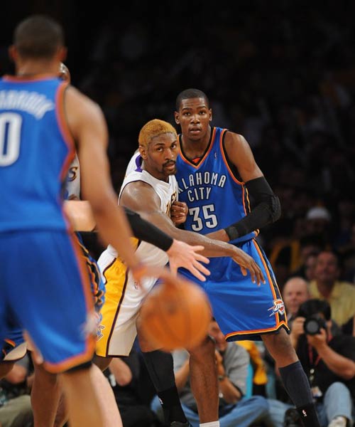 并通过持续 并通过持续